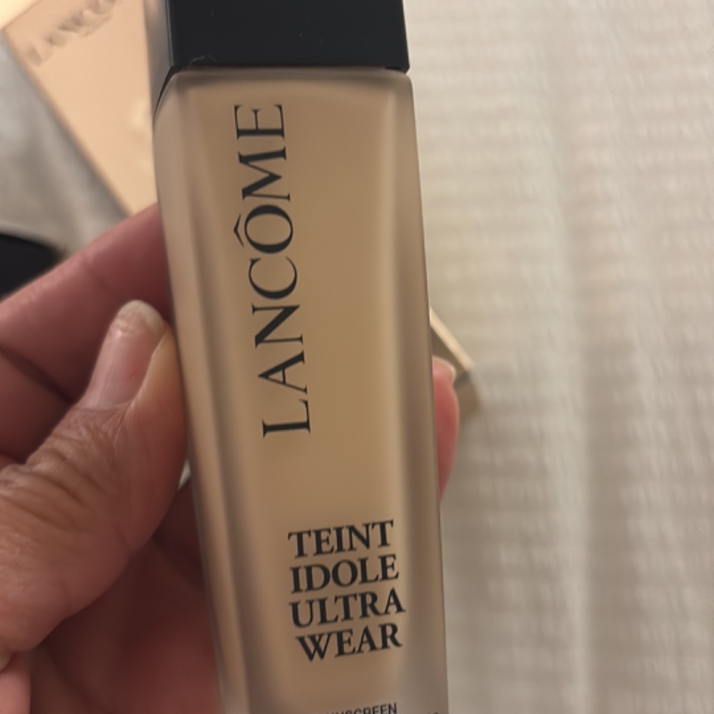 FOUNDATION LANCOME - Picture 2 of 2